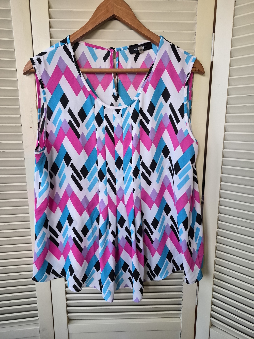 Nine West Sleeveless Tank Size Large